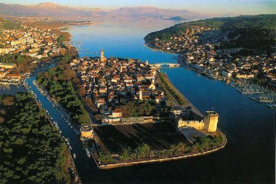 Apartment Pepica Trogir Rum bild