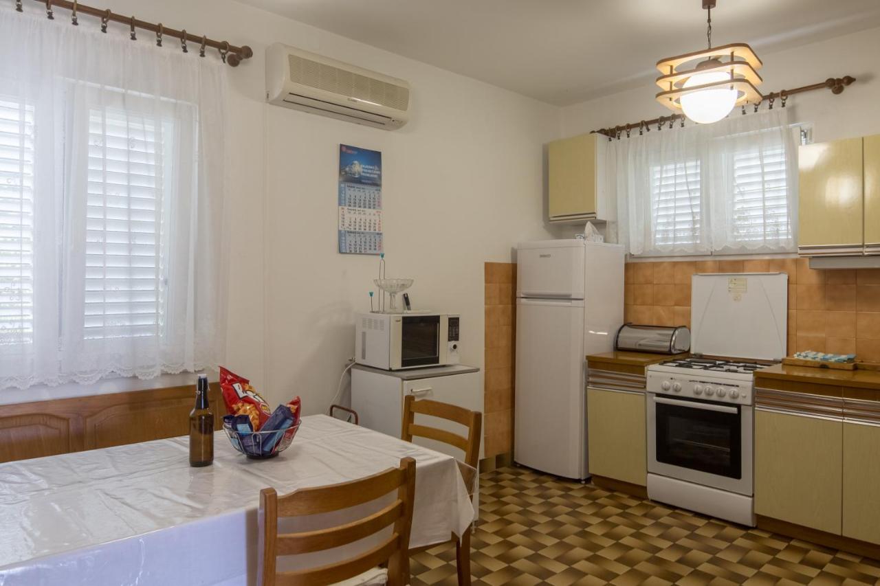 Apartment Pepica Trogir Exteriör bild