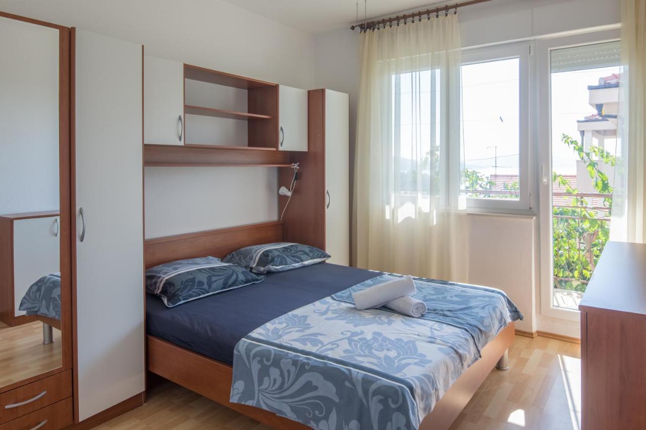 Apartment Pepica Trogir Exteriör bild